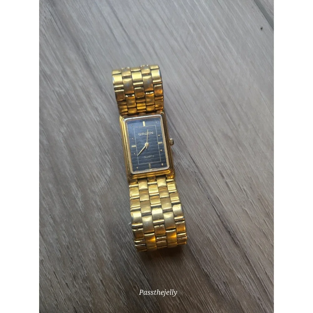 Vtg Gruen Watch Mens Tank Gold Tone Black Dial Retro Old Money